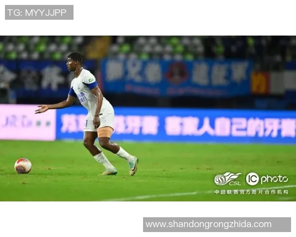 狮子远征，灯塔失魂：奥纳纳奔赴非洲杯，热那亚的中场保卫战